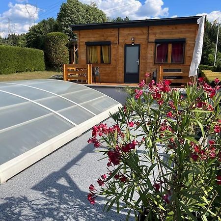 Chalet 2 Personnes Avec Jacuzzi Et Piscine Saisonniere Partagee Corcieux Esterno foto