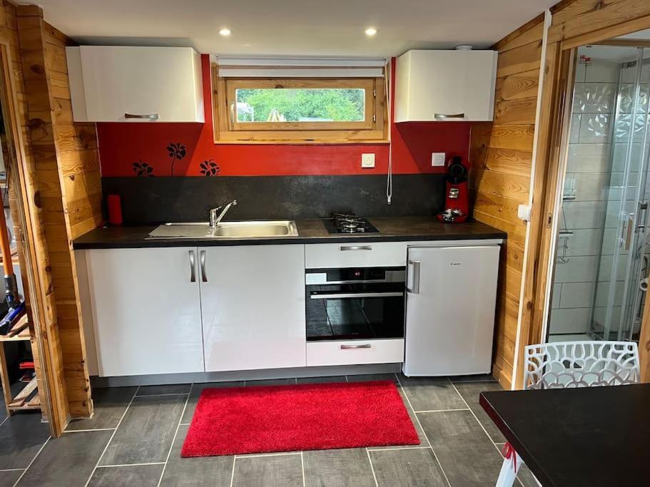 Chalet 2 Personnes Avec Jacuzzi Et Piscine Saisonniere Partagee Corcieux Esterno foto